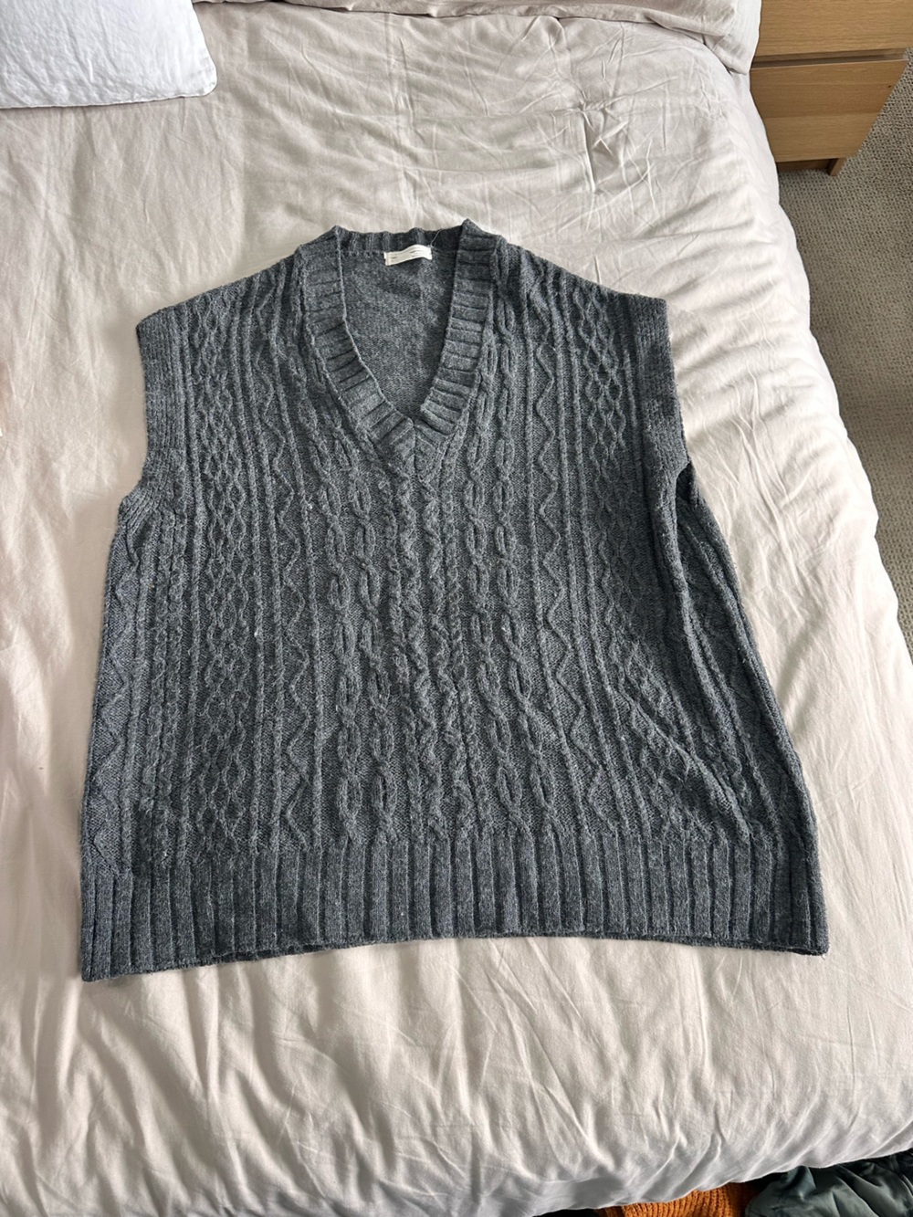 Anthropologie Classic Cable-Knit V-Neck Sweater Vest - Gray